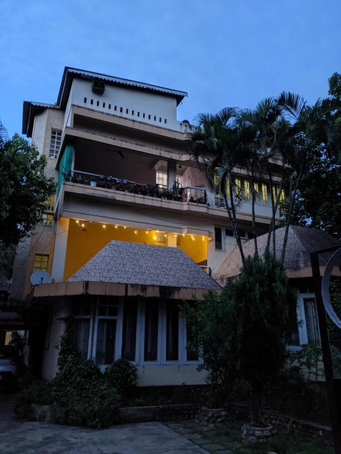 Auberge de jeunesse Mezenga Backpackers à Guwahati Extérieur photo
